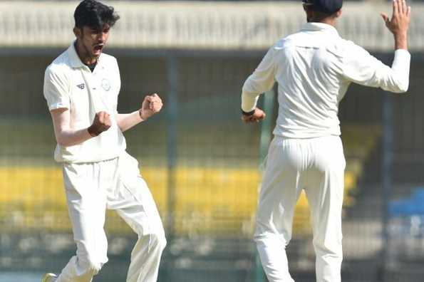 Debutant Aditya Thakare bagged two wickets in the morning session Debutant Aditya Thakare bagged two wickets in the morning session