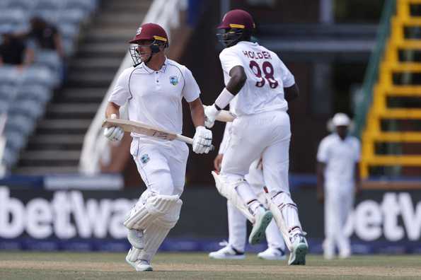 The pair stitched an unbroken 27-run stand leading up to Tea. The pair stitched an unbroken 27-run stand leading up to Tea.
