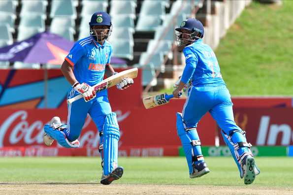 Dhas and Saharan put on a game-defining stand of 171 runs Dhas and Saharan put on a game-defining stand of 171 runs