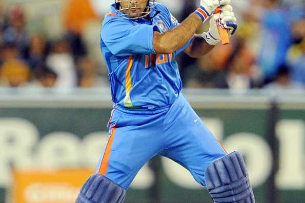 Gavaskar has stated that it is unfair to compare Dhoni with former captains Gavaskar has stated that it is unfair to compare Dhoni with former captains