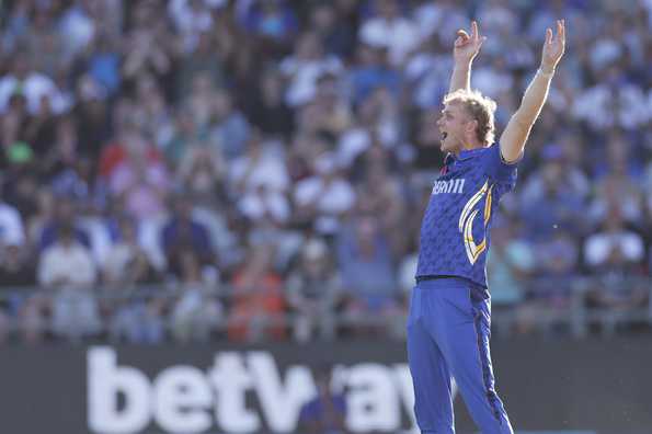 Corbin Bosch was signed by MI as a replacement player. Corbin Bosch was signed by MI as a replacement player.