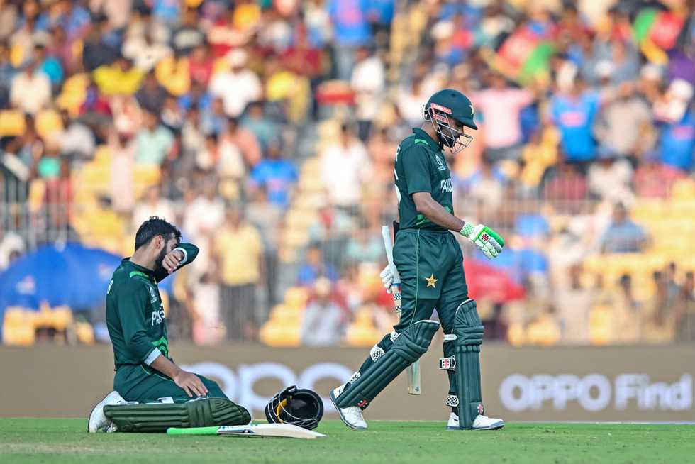 Barring a few attempts at going down the track, Pakistan reserved the attack till the 42nd over Barring a few attempts at going down the track, Pakistan reserved the attack till the 42nd over