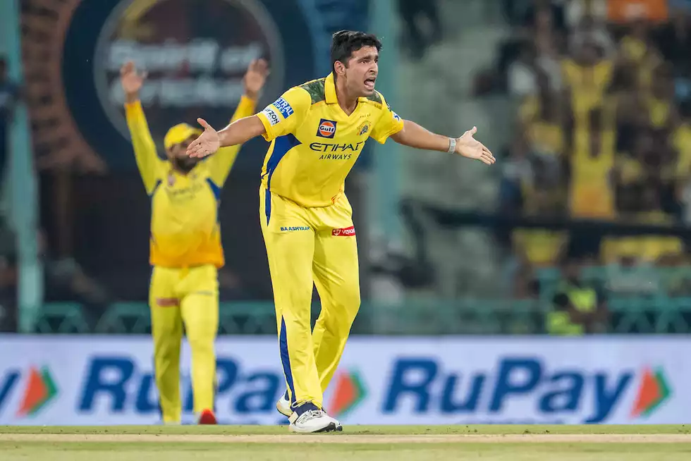 Anshul Kamboj's decision to override MS Dhoni's instinct and go for a review against Nicholas Pooran proved a critical point in the contest Anshul Kamboj's decision to override MS Dhoni's instinct and go for a review against Nicholas Pooran proved a critical point in the contest